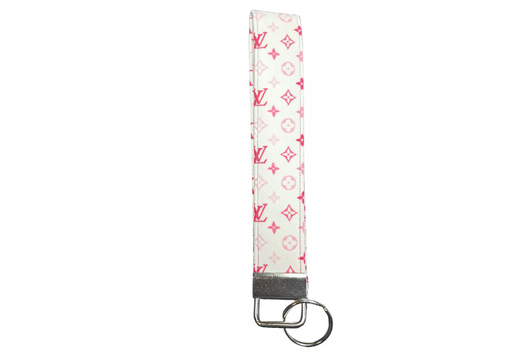 LV FAUX LEATHER KEYCHAIN